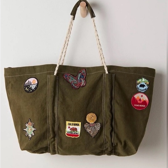 Free People Been There Badge Tote Bag NWOT - Picture 1 of 6